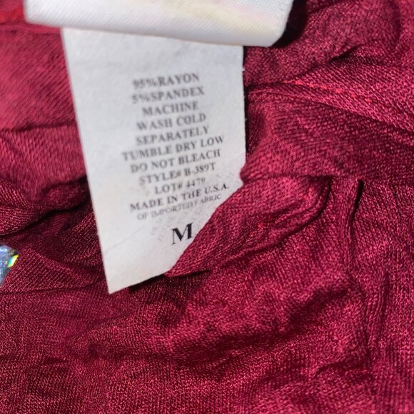 Womens Girl Boss Tank Top Red Medium Rayon Six Flags Wine Iridescent Ladies - Picture 4 of 4